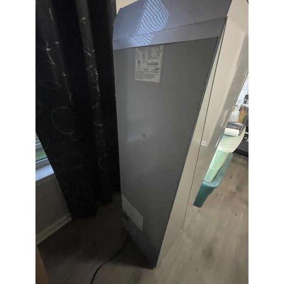 Red Bull Fridge RB-SMC 130 Eco GDC Slim Medium 105V - Picture 10 of 12